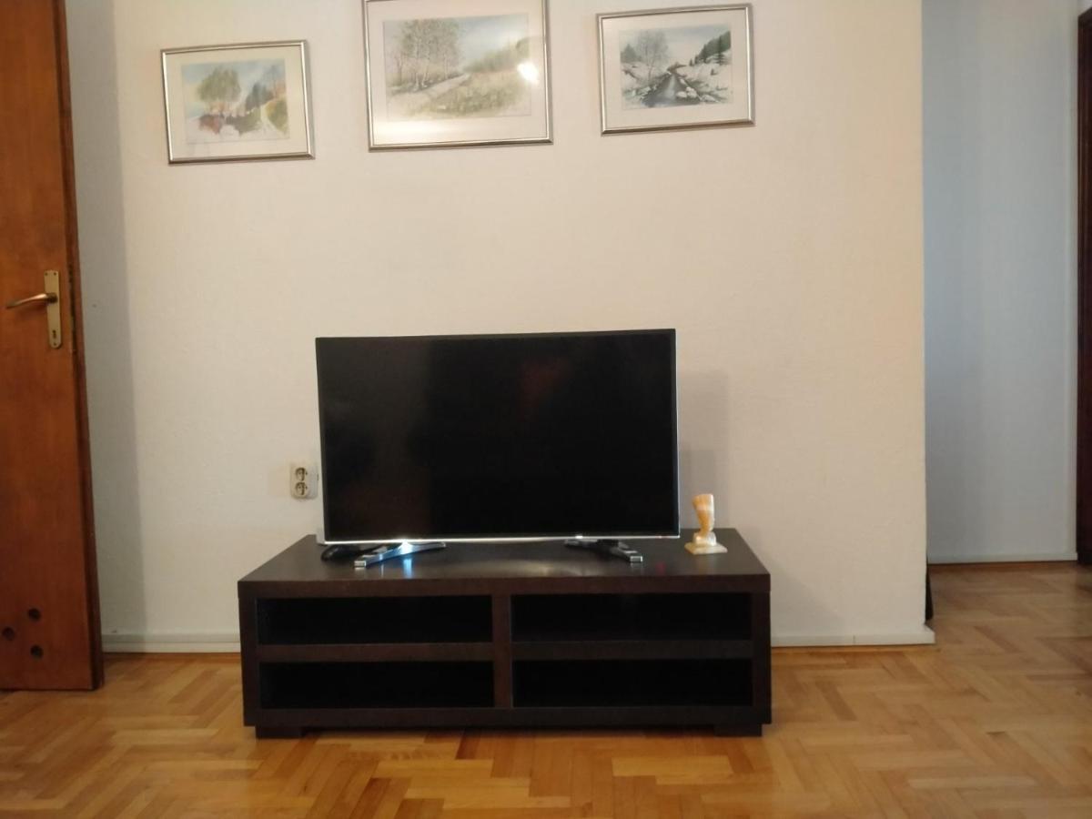 Tajra Apartment
